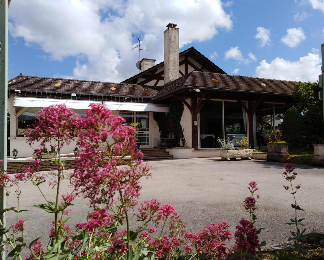 Hotel-Restaurant "La Gremelle" Ladoix-Serrigny Ngoại thất bức ảnh